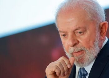 بعد أزمة تصريح “المحرقة”.. البرازيل تستدعي السفير الإسرائيلي