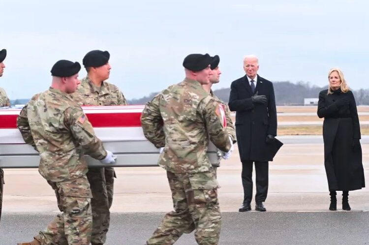 بايدن يعلن بدء "الرد الأميركي" بالشرق الأوسط وسط تنديد عراقي إيراني 1 بايدن يعلن بدء “الرد الأميركي” بالشرق الأوسط وسط تنديد عراقي إيراني