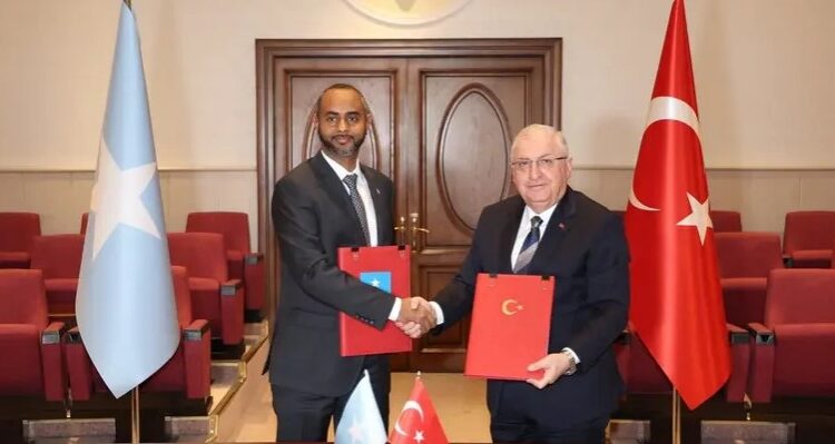 تركيا: سنقدم دعماً بحرياً للصومال 1 تركيا: سنقدم دعماً بحرياً للصومال