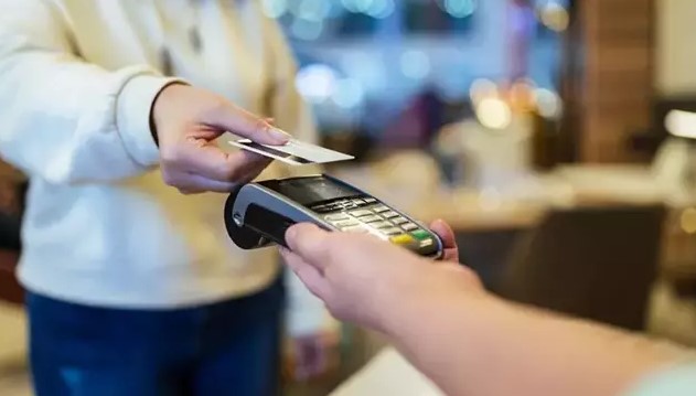 قيود متوقعة على استخدام بطاقات الائتمان في تركيا.. إليك أبرزها 1 قيود متوقعة على استخدام بطاقات الائتمان في تركيا.. إليك أبرزها
