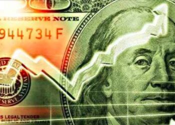 الدولار يصل قمة تاريخية جديدة أمام الليرة التركية