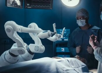 أول محاكاة ناجحة لعملية جراحية في الفضاء بواسطة روبوت