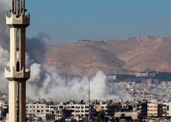 غارات على دمشق تُسقط قتلى وجرحى.. إسرائيل تنفي تورطها في الهجوم