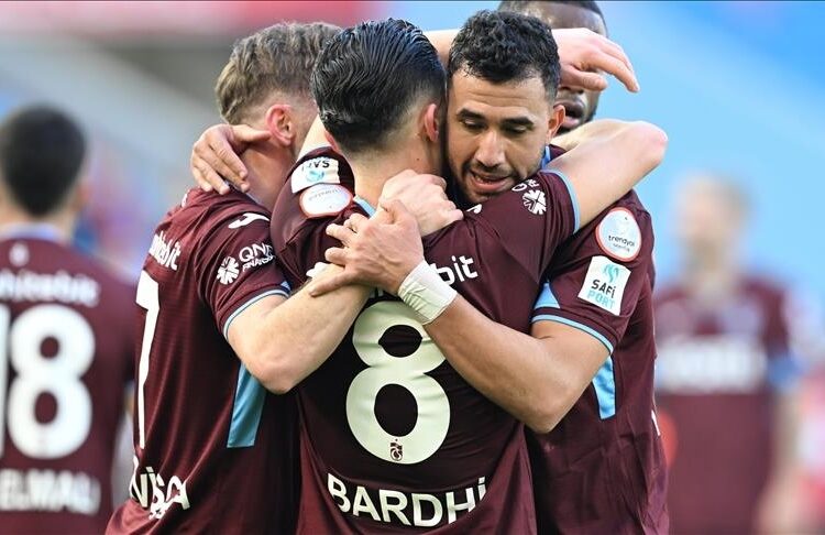 قدم.. طرابزون سبور يعمق جراح أضنة دمير في الدوري التركي