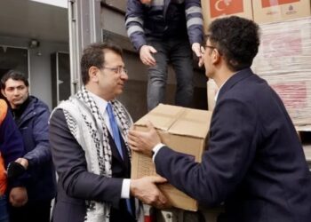 إمام أوغلو يعلن إرسال قافلة مساعدات إلى غزة 