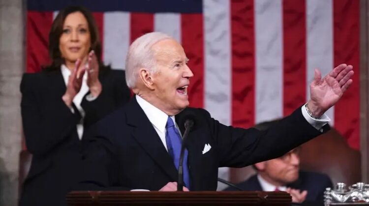 بعد خطاب حال الاتحاد.. بايدن وهاريس يزوران الولايات المتأرجحة 1 بعد خطاب حال الاتحاد.. بايدن وهاريس يزوران الولايات المتأرجحة