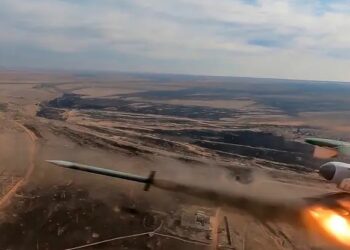 هجوم روسي واسع على أوكرانيا.. وطيران بولندا يستنفر