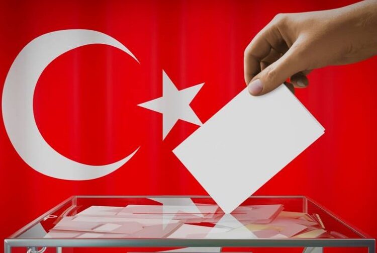 تركيا تدخل الصمت الانتخابي عشية الانتخابات المحلية غداً الأحد
