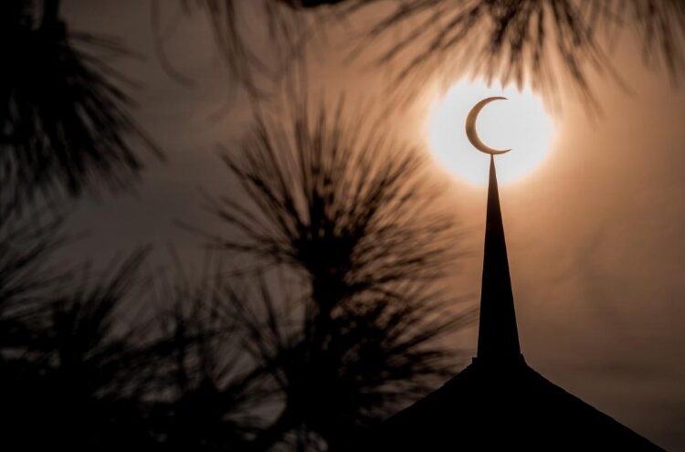 السعودية تدعو لتحري هلال رمضان مساء الأحد.. وهذه توقعات الفلكيين 1 السعودية تدعو لتحري هلال رمضان مساء الأحد.. وهذه توقعات الفلكيين