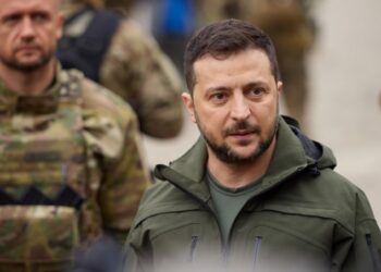 زيلينسكي: الإمدادات ضرورية وإلا سيواجه العالم أكثر صفحات التاريخ خزيا