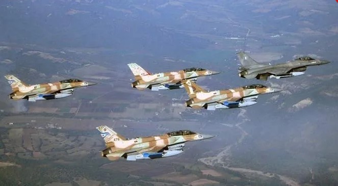 سوريا.. مقتل 36 عسكرياً على الأقل بغارة جوية إسرائيلية قرب حلب 1 سوريا.. مقتل 36 عسكرياً على الأقل بغارة جوية إسرائيلية قرب حلب