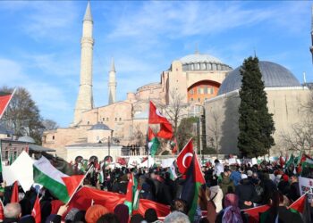 تركيا: الأزمة الاقتصادية وحرب غزة بين أولويات الناخبين الأتراك