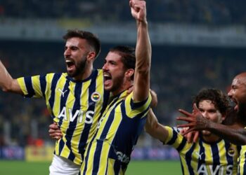 فنربخشة يرتقي لصدارة الدوري التركي