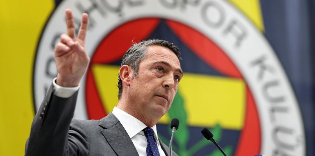 فنربخشه يفكر بالانسحاب من الدوري التركي بسبب شجار جماهير طرابزون 1 فنربخشه يفكر بالانسحاب من الدوري التركي بسبب شجار جماهير طرابزون