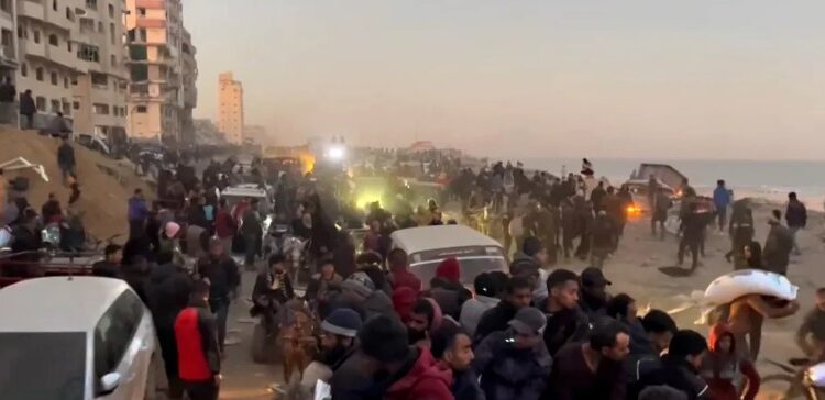 كارثة غير مسبوقة.. واشنطن بوست: “مجزرة الطحين” المروعة تلخص رعب اللحظة في غزة