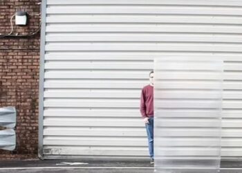 علماء بريطانيون يبتكرون “طاقية الإخفاء” ويحولون الخيال إلى حقيقة