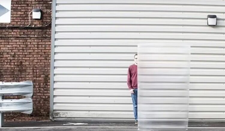 علماء بريطانيون يبتكرون “طاقية الإخفاء” ويحولون الخيال إلى حقيقة