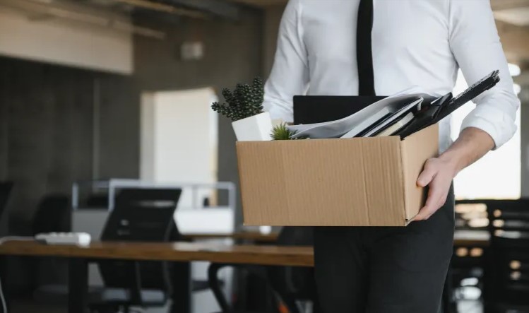 باحثون يابانيون يبتكرون أداة ذكاء اصطناعي تتنبأ بموعد استقالة الموظفين 1 باحثون يابانيون يبتكرون أداة ذكاء اصطناعي تتنبأ بموعد استقالة الموظفين