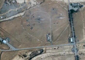 بالصور.. تقرير يكشف كيف أخفت إيران أضرار الضربات الإسرائيلية