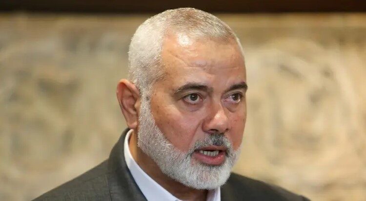 اعتقال أخت إسماعيل هنية للاشتباه في "التحريض على أنشطة إرهابية" 1 اعتقال أخت إسماعيل هنية للاشتباه في “التحريض على أنشطة إرهابية”
