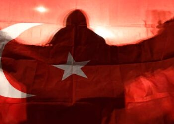 توتر بشرق تركيا بعد قرار بشأن رئيس بلدية كردي
