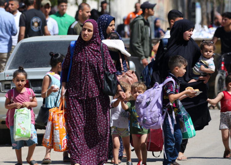 مجموعة دول غربية: على إسرائيل الالتزام بالقانون الدولي في غزة 1 دول غربية تحث إسرائيل على الالتزام بالقانون الإنساني في غزة