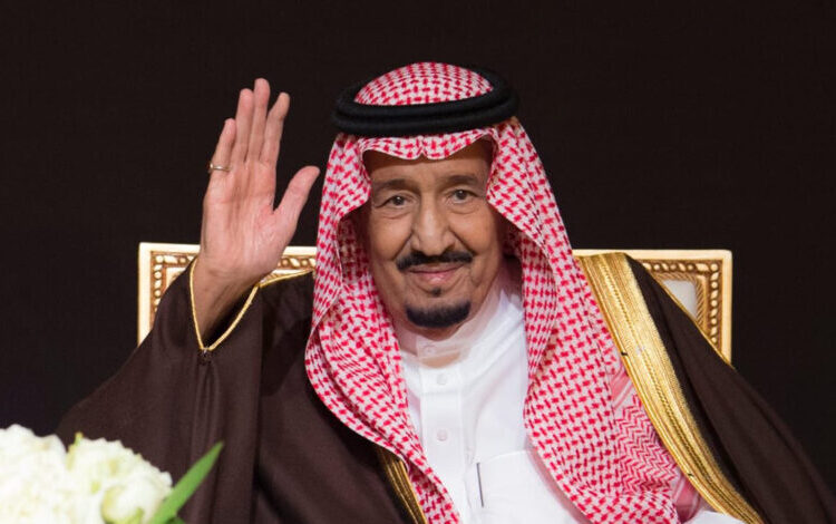 خادم الحرمين يجري فحوصات بعد شكواه من ارتفاع الحرارة وألم بالمفاصل.. 1 خادم الحرمين يجري فحوصات بعد شكواه من ارتفاع الحرارة وألم بالمفاصل..