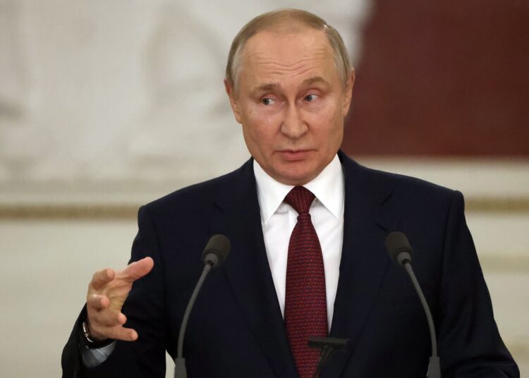 بوتين يتهم الغرب بتأجيج الصراعات حول العالم