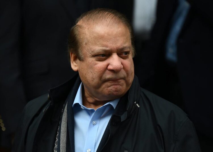 بعد السجن و النفي.. نواز شريف يعود إلى سدة الحكم في باكستان