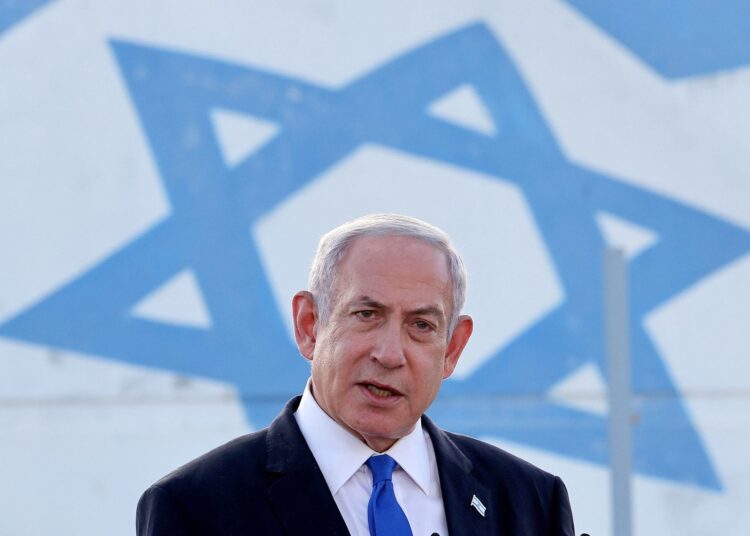 نتنياهو سيُسحب من شعره المستعار ويُركل إلى مزبلة التاريخ