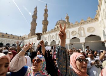 في تطور جديد بعد دعمها جنوب إفريقيا..هجوم إسرائيلي كبير على مصر