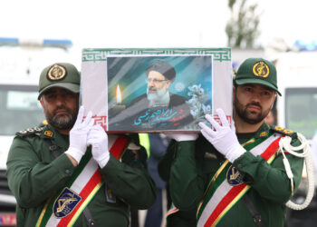 إيران تعلن تفاصيل جديدة في حادث تحطم المروحية الرئاسية