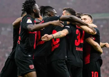 بعشرة لاعبين.. ليفركوزن يحقق الثنائية لأول مرة و يقتنص كأس ألمانيا