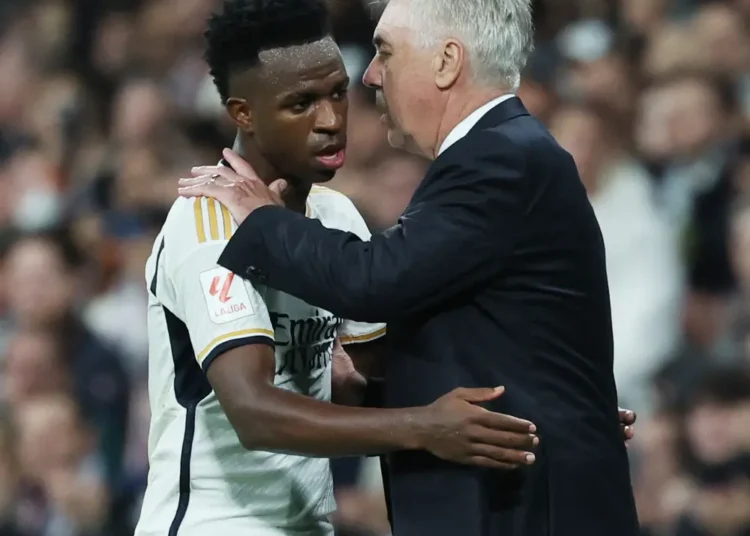 في حديثه عن الكرة الذهبية..أنشيلوتي: فينيسيوس قريب من الحصول عليها