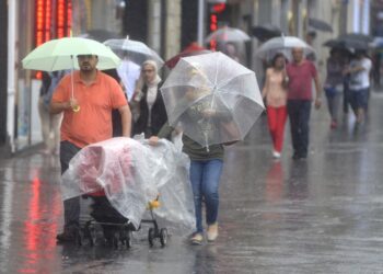 هطول أمطار غزيرة: تحذير باللون الأصفر لـ 15 مقاطعة
