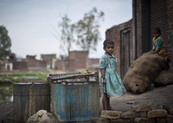 الفقر يتضاعف بلبنان ثلاث مرات خلال العقد الأخير.. تقرير للبنك الدولي