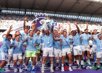 للمرة الرابعة على التوالي و العاشرة في تاريخه..مانشستر سيتي بطلا للدوري الإنجليزي الممتاز