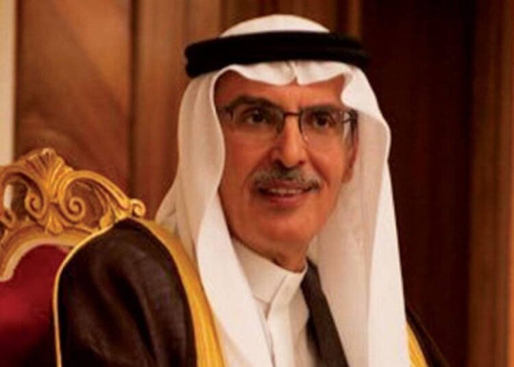 وفاة الشاعر الأمير بدر بن عبد المحسن بالعاصمة الفرنسية باريس.