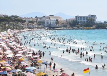 تركيا تستقبل 9 ملايين سائح بالربع الأول من 2024