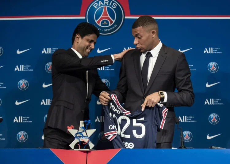 "هز الجدران"..ما السر وراء شجار عنيف بين الخليفي و مبابي قبل لقاء تولوز؟ 1 “هز الجدران”..ما السر وراء شجار عنيف بين الخليفي و مبابي قبل لقاء تولوز؟