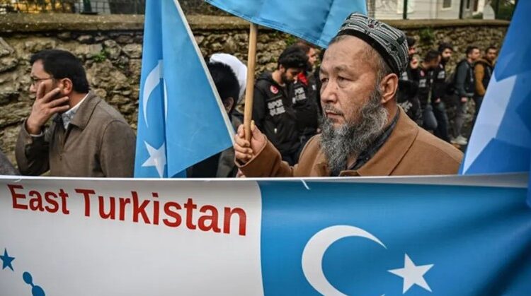 "المشكلة في الطعام".. حرب صينية ضد "مأكولات" الإيغور المسلمين 1 “المشكلة في الطعام”.. حرب صينية ضد “مأكولات” الإيغور المسلمين