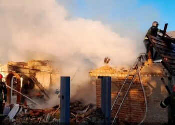 القوات الروسية تسيطر على بلدات وتقتحم مقاطعة خاركيف