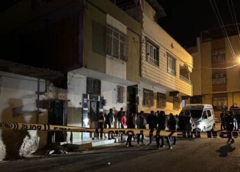 العثور على عائلة سورية مكونة من 5 أفراد مقتولين في منزلهم بولاية كيليس التركية