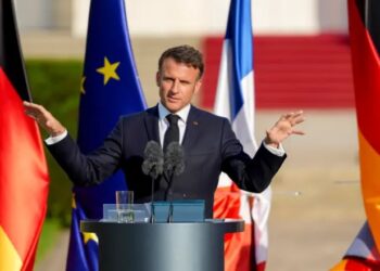 شولتس وماكرون يحذران.. “خطر مميت يهدد أوروبا”