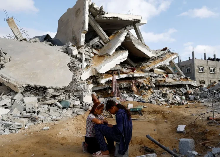 مزاعم إسرائيلية بتدمير 16% فقط من مباني غزة خلافا لإحصاء أممي 1 مزاعم إسرائيلية بتدمير 16% فقط من مباني غزة خلافا لإحصاء أممي