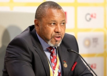 اختفاء طائرة تقل نائب رئيس مالاوي.. وجهود سلطات الطيران مستمرة للعثور عليها 2 اختفاء طائرة تقل نائب رئيس مالاوي.. وجهود سلطات الطيران مستمرة للعثور عليها