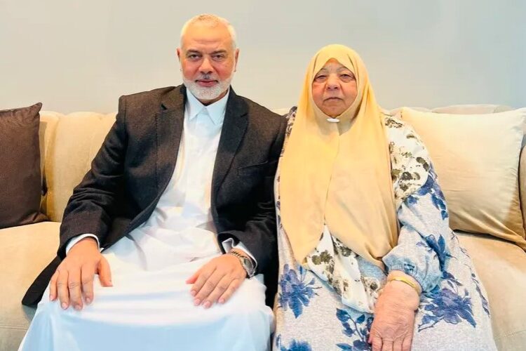 استشهاد 10 أفراد من عائلة هنية بينهم شقيقته 1 استشهاد 10 أفراد من عائلة هنية بينهم شقيقته