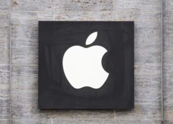 الاتحاد الأوروبي يفتح الباب أمام فرض غرامة ضخمة على آبل