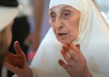 وصول أكبر حاجة إلى السعودية لأداء مناسك الحج