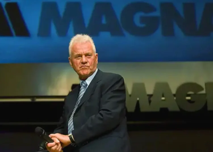 كندا: القبض على ملياردير "تسعيني" بتهم اعتداءات "جنسية" استمرت لعقود 1 كندا: القبض على ملياردير “تسعيني” بتهم اعتداءات “جنسية” استمرت لعقود